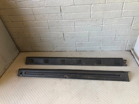Range Rover Sport Sill Covers Plastic Trims Pair Of L320 2005 to 2013 L31036