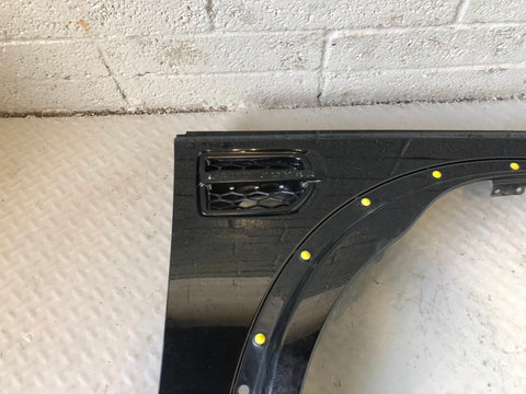 Discovery 4 Front Wing Off Side Santorini Black LRC 820 2009 to 2016 K19085