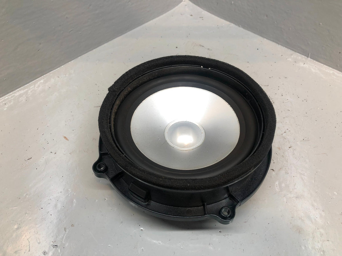 Rear Door Speaker XQM500310 Logic 7 Range Rover Sport Discovery 3 Land Rover