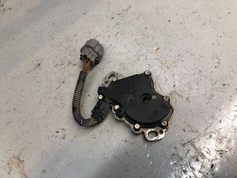 Discovery 2 Inhibitor Switch XYZ Gear Position Sensor Land Rover UHB100190