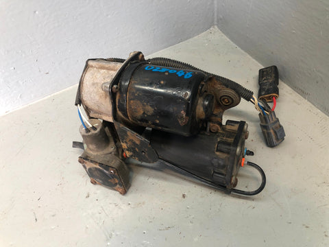 Discovery 4 Air Suspension Compressor Hitachi Genuine L319 Land Rover D28046