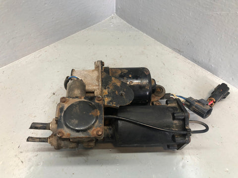 Discovery 4 Air Suspension Compressor Hitachi Genuine L319 Land Rover D28046