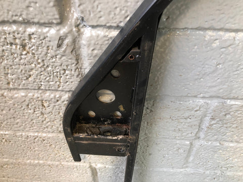 Discovery 2 Door Frame Window Off Side Front Land Rover 1998 to 2004 R18125