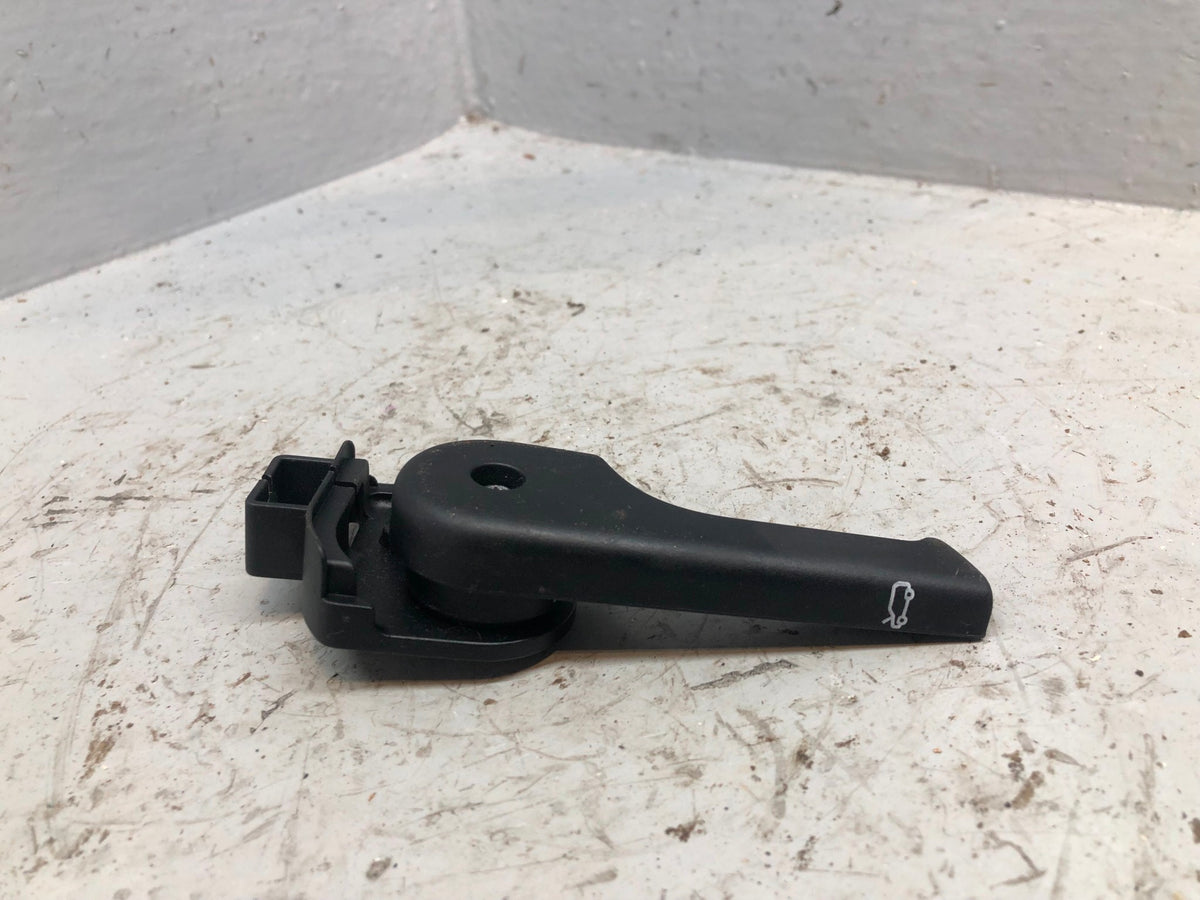 Discovery Sport Bonnet Release Lever Handle L550 Land Rover 2014 to 2019