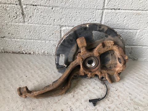 Discovery 4 Hub Near Side Front with ABS Sensor Land Rover 2009 to 2016 D28046