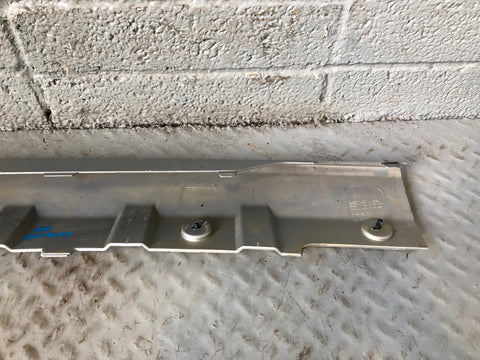 Discovery 4 Front Bumper Tow Eye Cover Silver EH22-17K950-BA Land Rover K19085