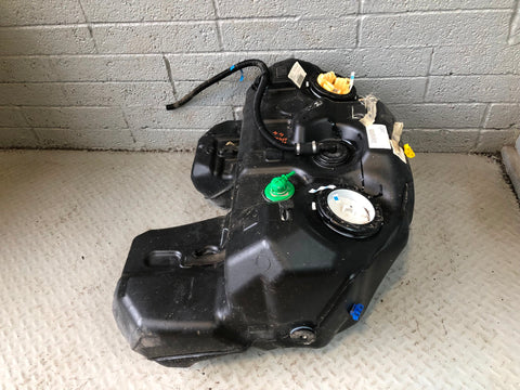 Range Rover L322 Fuel Tank Plastic 4.4 TDV8 Diesel with In-Tank Fuel Pump