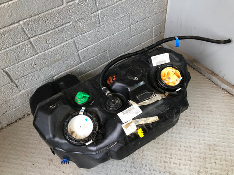 Range Rover L322 Fuel Tank Plastic 4.4 TDV8 Diesel with In-Tank Fuel Pump
