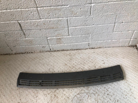 Range Rover L322 Bonnet Grill Under Windscreen 2002 to 2013 L24026
