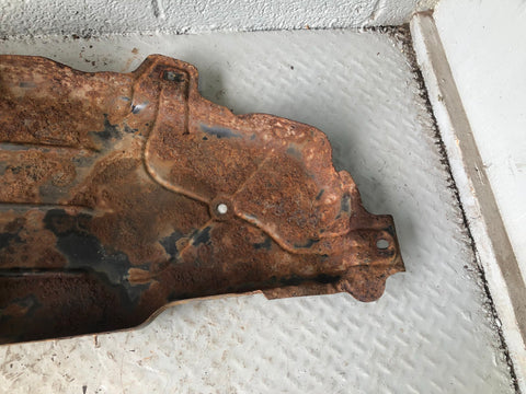 Discovery 4 Fuel Tank Guard LR015384 2009 to 2016 Land Rover D28046