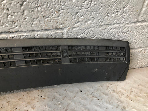 Range Rover L322 Bonnet Grill Under Windscreen 2002 to 2013 L24026