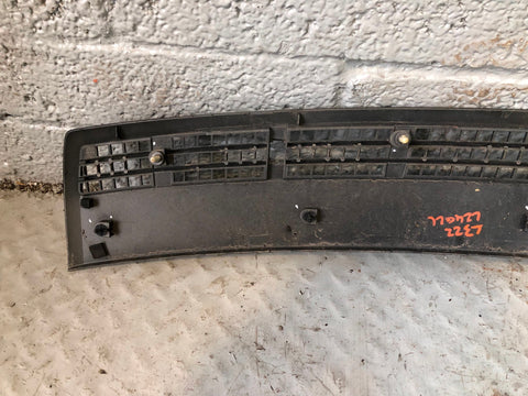 Range Rover L322 Bonnet Grill Under Windscreen 2002 to 2013 L24026