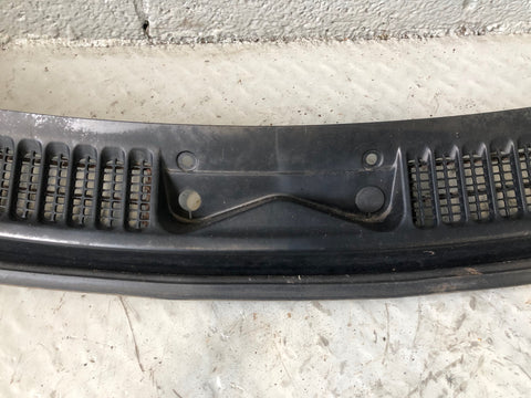 Freelander 1 Windscreen Scuttle Panel Land Rover 1998 to 2001