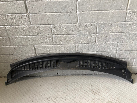 Freelander 1 Windscreen Scuttle Panel Land Rover 1998 to 2001