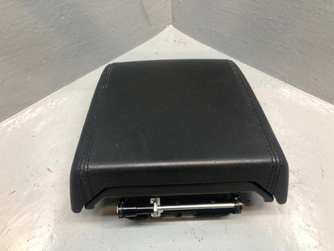 Range Rover Evoque Centre Console Armrest Lid in Ebony Black L538 L10115