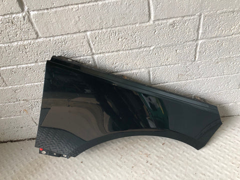 Range Rover L405 Front Wing Off Side Right in Aintree Green 2013 to 2017