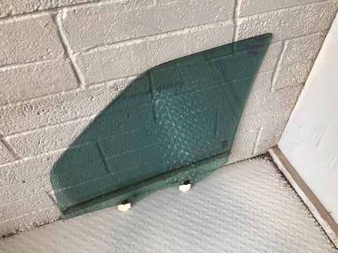 Range Rover Sport Glass Front Door Window Off Side Tinted 2005 to 2009 R04036