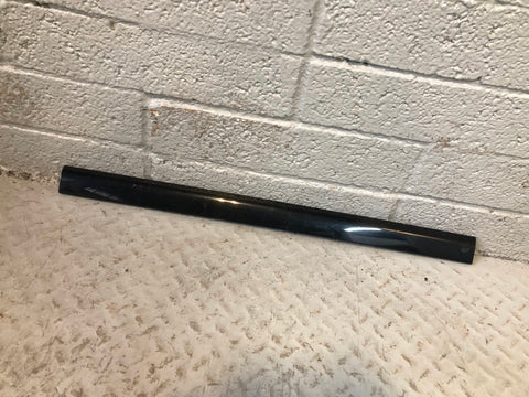 Discovery 4 Top Window Roof Trim Off Side Rear Land Rover 2009 to 2014