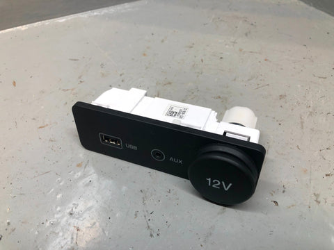 Range Rover Evoque USB AUX Port 12V FK72-19C166-CC L538 2011 to 2018