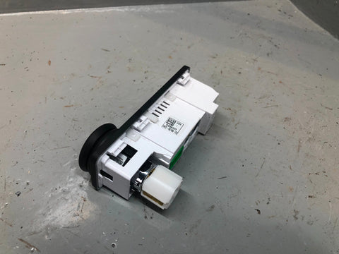 Range Rover Evoque USB AUX Port 12V FK72-19C166-CC L538 2011 to 2018