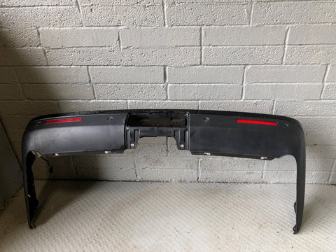 Discovery 4 Rear Bumper with Reflectors Santorini Black Land Rover K19085
