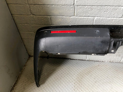 Discovery 4 Rear Bumper with Reflectors Santorini Black Land Rover K19085