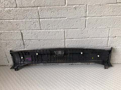 Range Rover Sport Boot Trim Tailgate Lock Surround Carpet Black 2005 to 2009