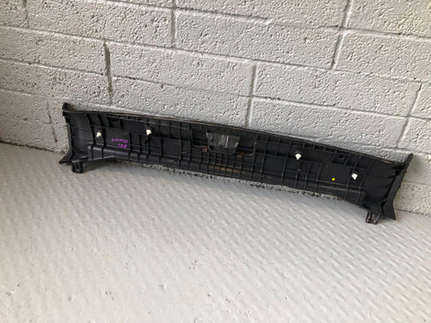 Range Rover Sport Boot Trim Tailgate Lock Surround Carpet Black 2005 to 2009