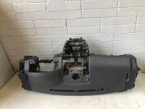 Freelander 2 Dashboard with Airbag Black Land Rover 2006 to 2014 R02046