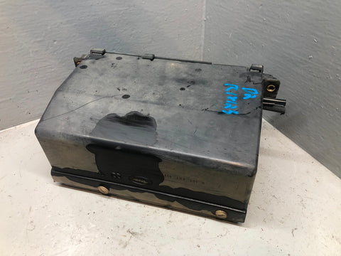 Discovery 2 Air Suspension Compressor Wabco RQG100041 Housing Land Rover R18125