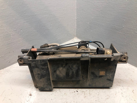 Discovery 2 Air Suspension Compressor Wabco RQG100041 Housing Land Rover R18125