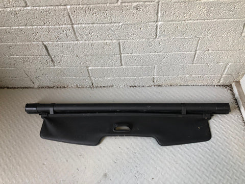 Range Rover Sport Retractable Load Cover in Black L320 2005 to 2013 R04036