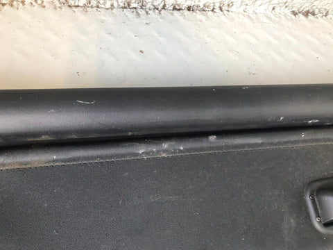 Range Rover Sport Retractable Load Cover in Black L320 2005 to 2013 R04036