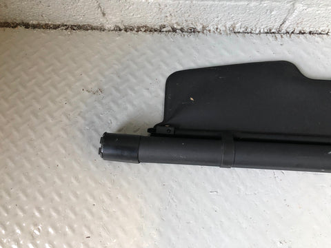 Range Rover Sport Retractable Load Cover in Black L320 2005 to 2013 R04036