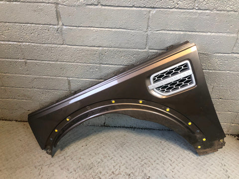 Discovery 4 Front Wing Near Side Nara Bronze LRC 825 2009 to 2016 K17125