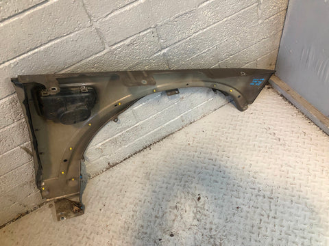 Discovery 4 Front Wing Near Side Nara Bronze LRC 825 2009 to 2016 K17125