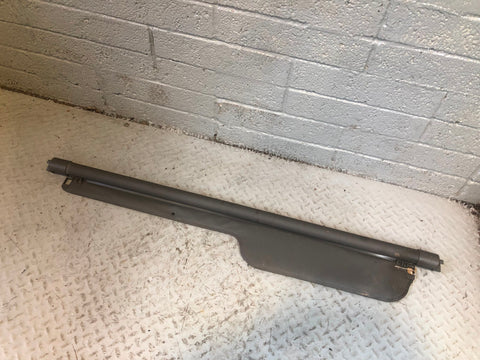 Discovery 2 Load Cover Parcel Shelf Retractable in Grey Land Rover 1998 to 2004