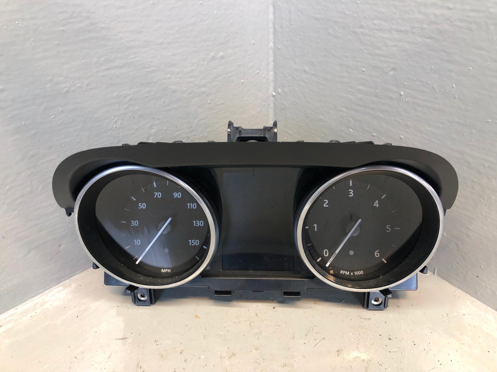 Range Rover Evoque Speedometer Range Rover Evoque Instrument Cluster Speedo GJ3210849RC 2016 to 2018 ...