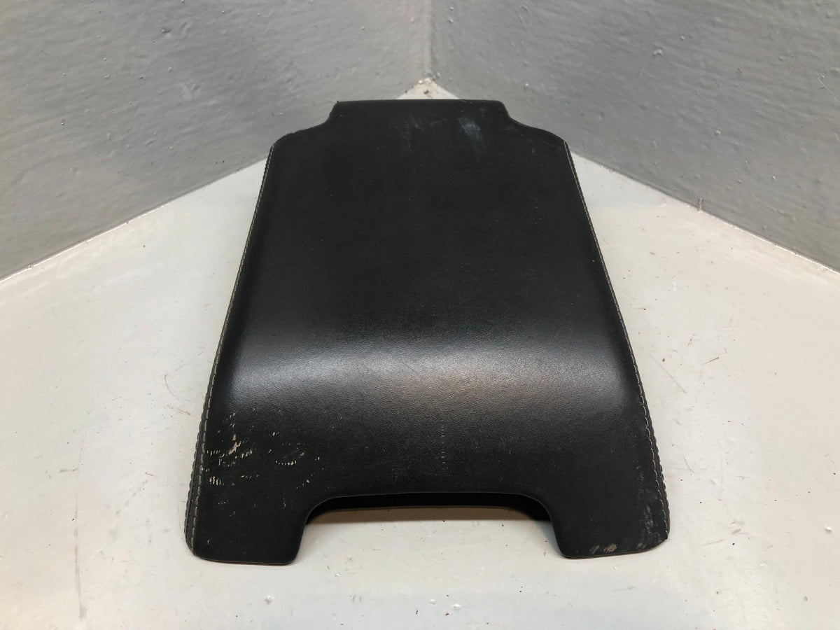 Discovery 4 Armrest Centre Console Black Leather Land Rover 2009 to 2016 K30095