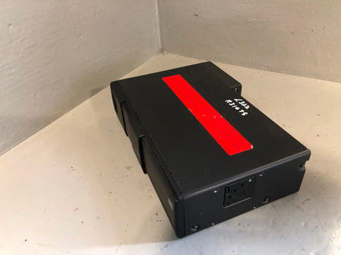 Range Rover L322 CD Changer 65.12-6 946 990-01 6 Disc 2002 to 2005 Land Rover