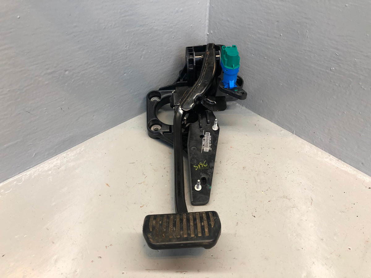 Range Rover Evoque Brake Pedal GJ32-2D094-DA L538 Auto 2016 to 2018