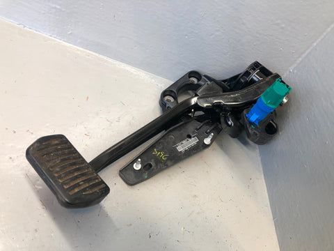 Range Rover Evoque Brake Pedal GJ32-2D094-DA L538 Auto 2016 to 2018