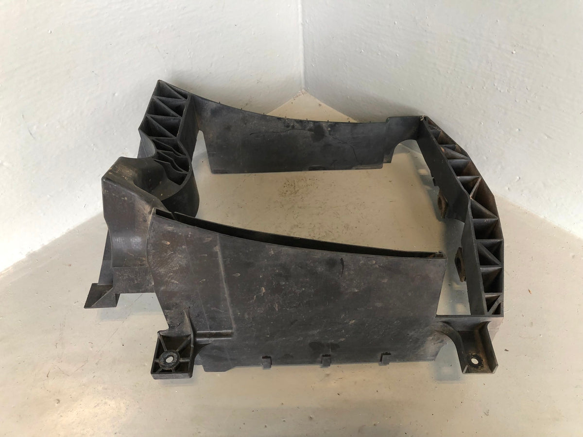 Range Rover L405 Intercooler Air Duct Off Side CPLA 8A107 A 3.0 2013 to 2017