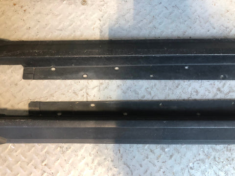 Discovery 2 Sill Trim Cover Protector Pair Land Rover 1998 to 2004 R18125