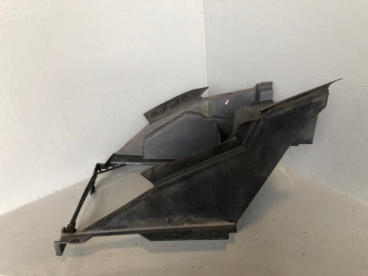 Range Rover L405 Near Side Air Deflector CPLA 8C465 AC 3.0 TDV6 2013 to 2017