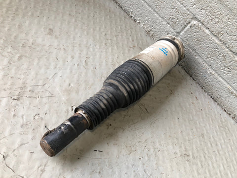 Range Rover L405 Strut Air Suspension Shock Absorber Off Side Front 22271123