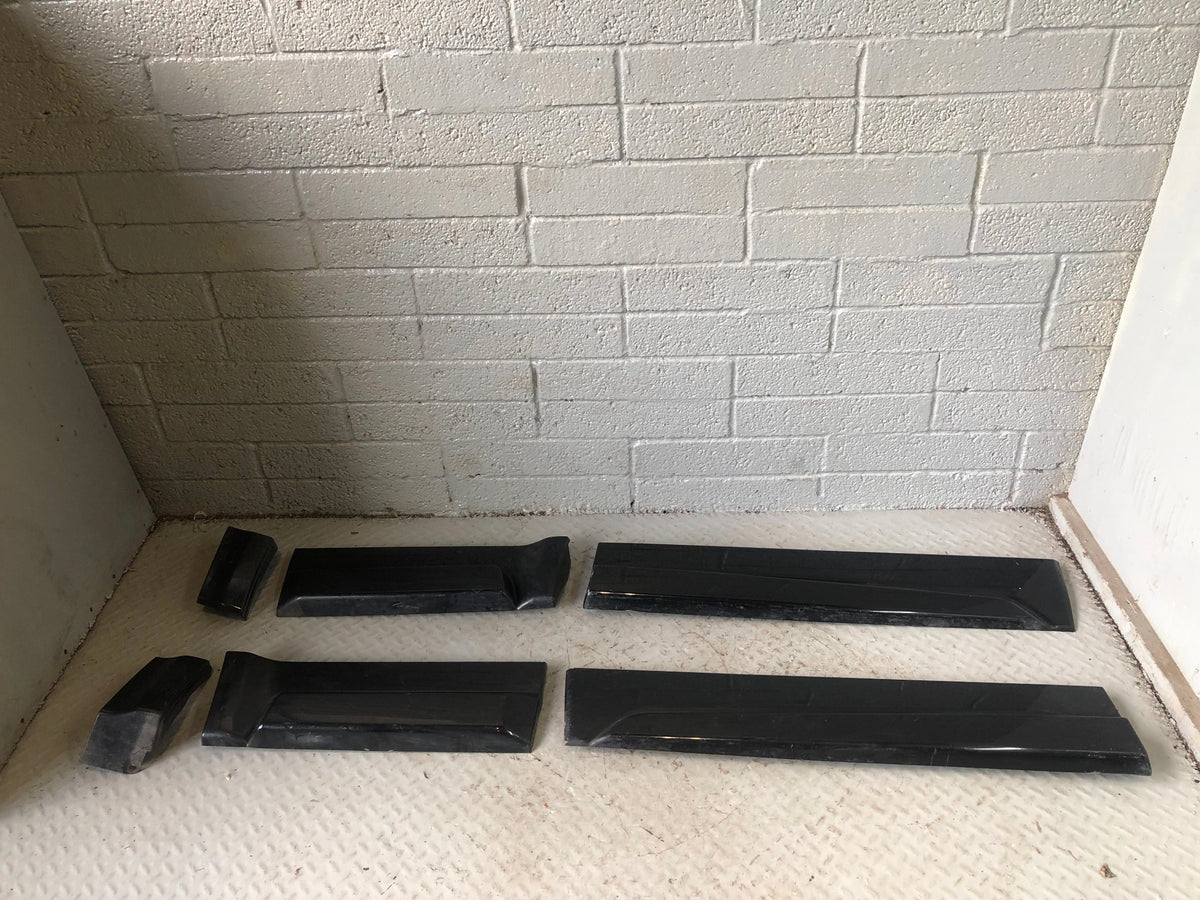 Freelander 2 Door Set of Door Pod Trims Santorini Black Land Rover R17036