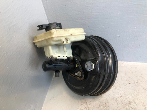 Discovery 2 Brake Servo and Master Cylinder TD5 Auto Land Rover 1998 to 2004