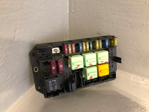 Range Rover L322 Fuse Box YQE000350 TD6 or V8 2002 to 2006