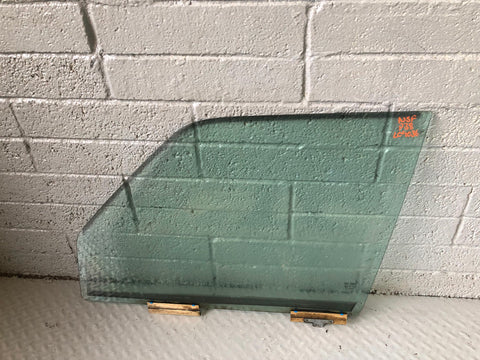 Range Rover P38 Window Glass Near Side Front Door 1994 to 2002